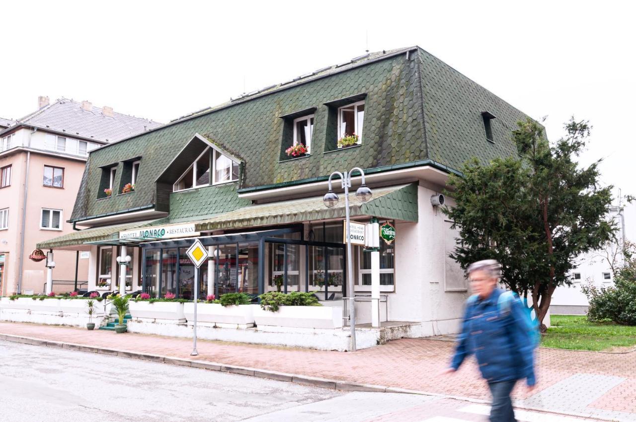 Hotel Monaco Náměšť nad Oslavou Extérieur photo